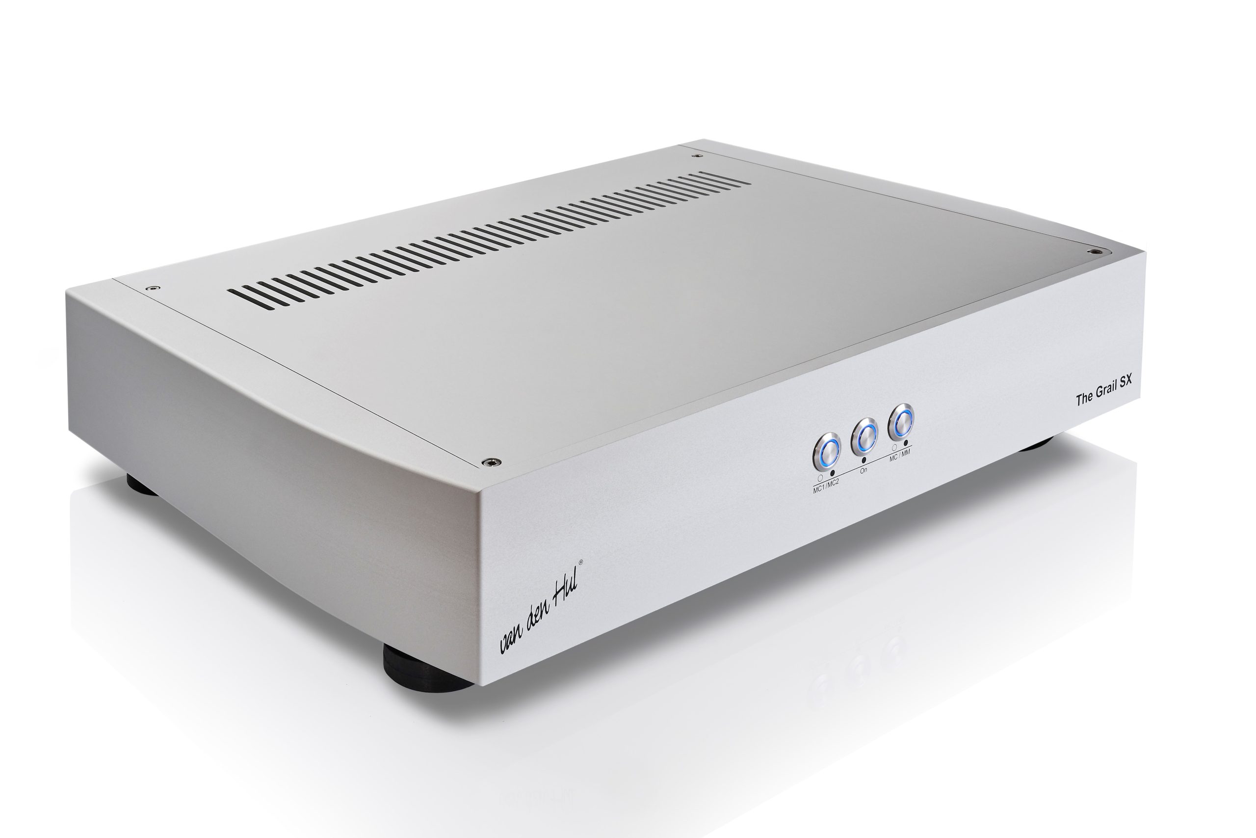 001-van-den-hul-the-grail-sx-scaled