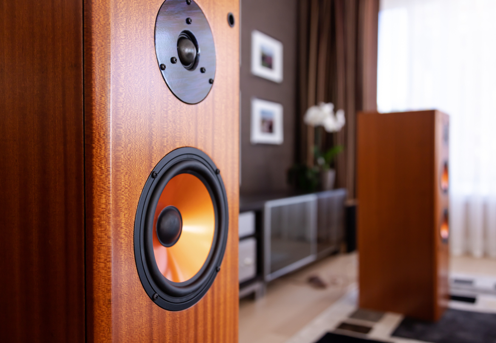 Modern,Audio,Loud,Speaker,Sound,System,In,The,Room,,Frontal
