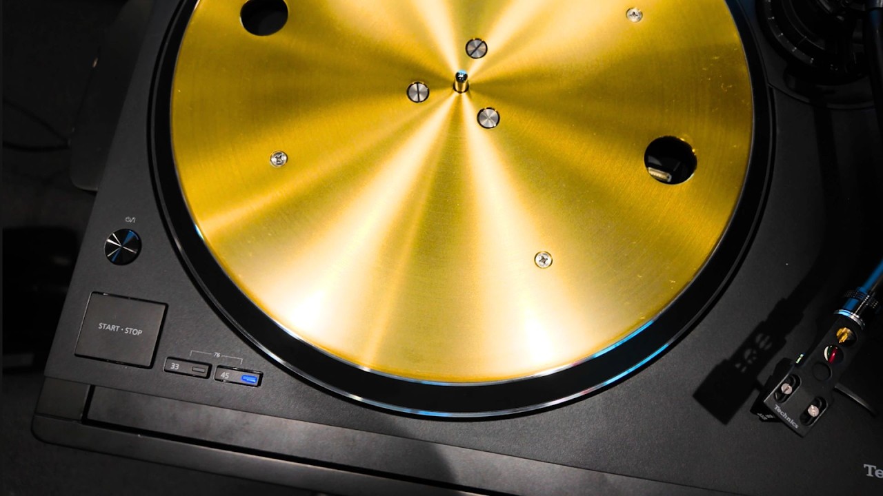 Technics Live Demos New SL-1300G Turntable | Michael Fremer Reports