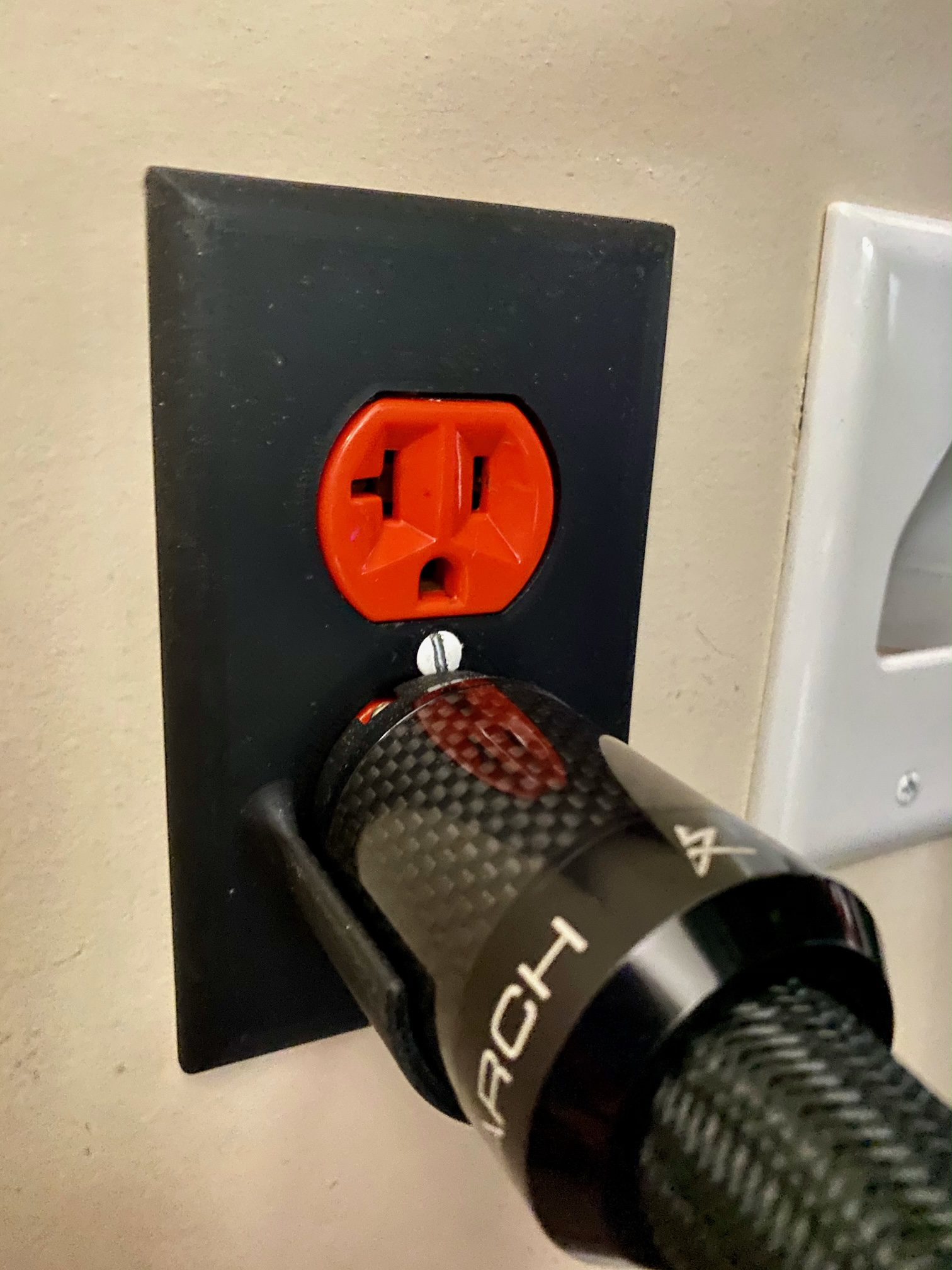 cable_support_orange